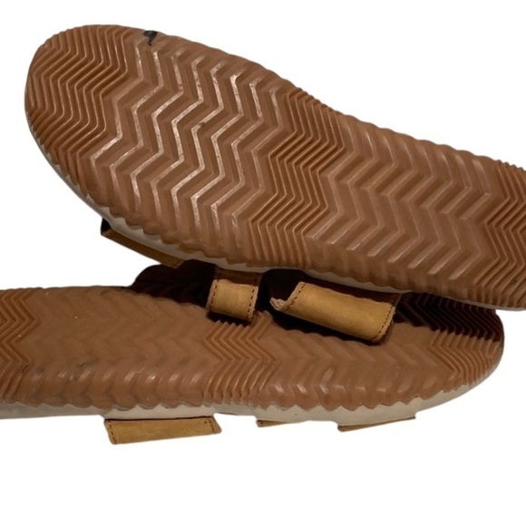 Womans Sorel “Out And About Leather Slides” - Picture 5 of 6
